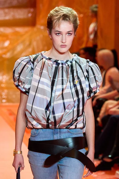 Look 39
